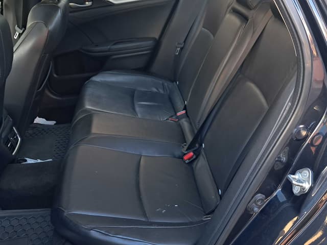 Honda Civic REAR_SEAT