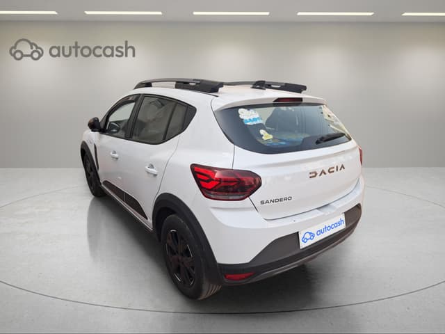 Dacia Sandero LEFT