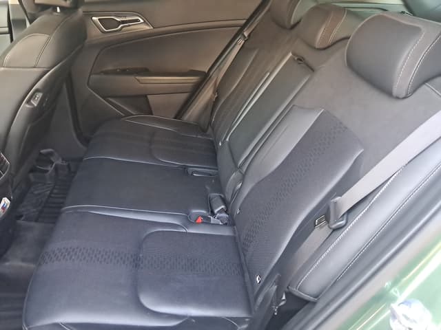 Kia Sportage REAR_SEAT