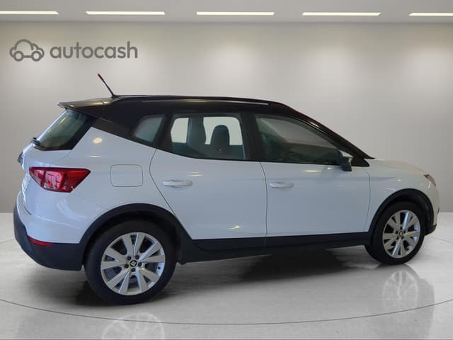 Seat Arona RIGHT