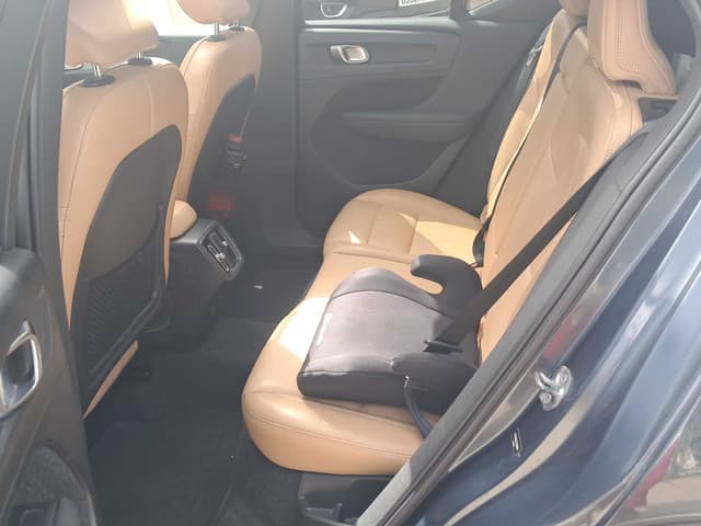 Volvo XC40 REAR_SEAT