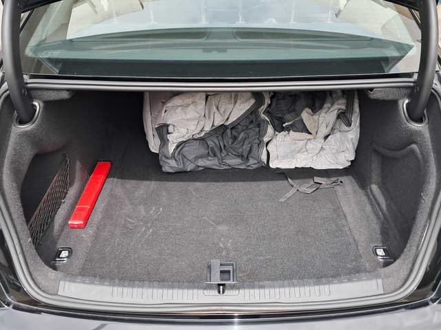 Audi A6 TRUNK