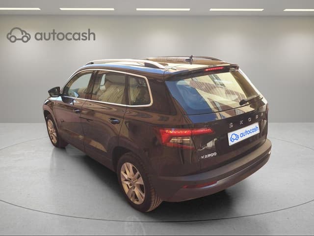 Skoda Karoq LEFT