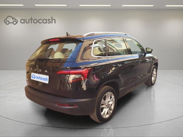 Skoda Karoq RIGHT