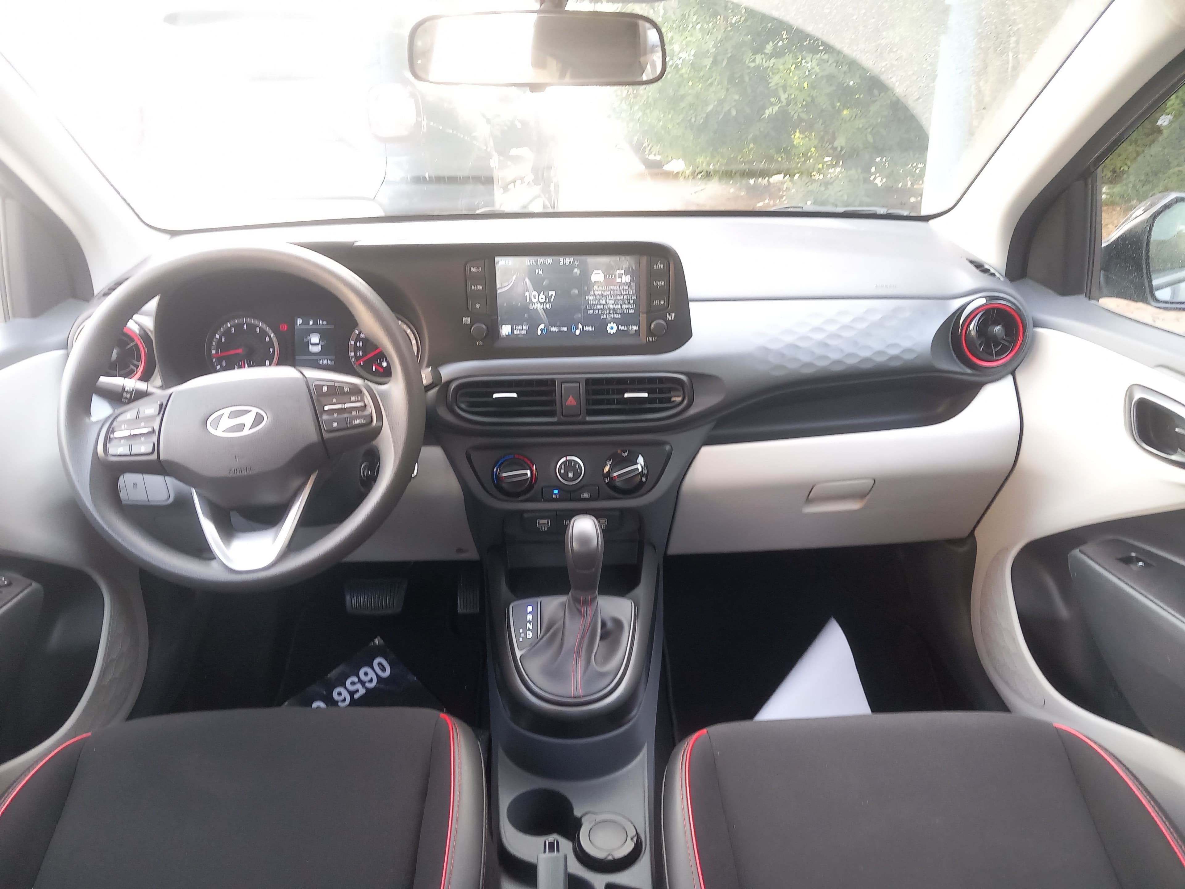 Hyundai Grand i10 i10