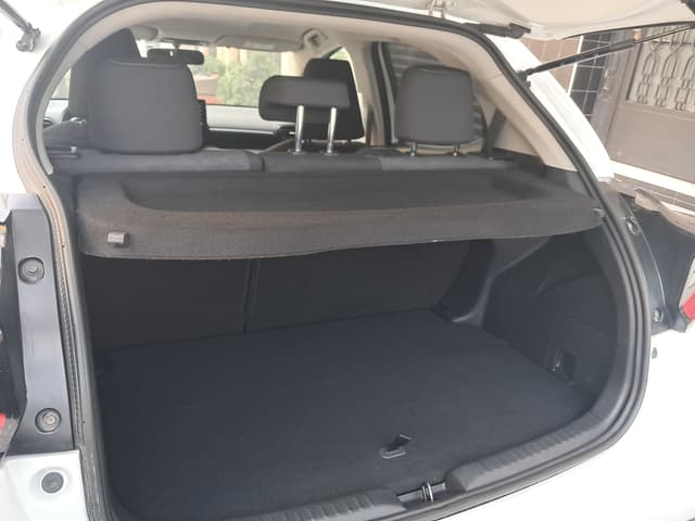 Toyota Yaris TRUNK