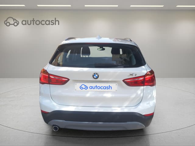 Bmw X1 RIGHT