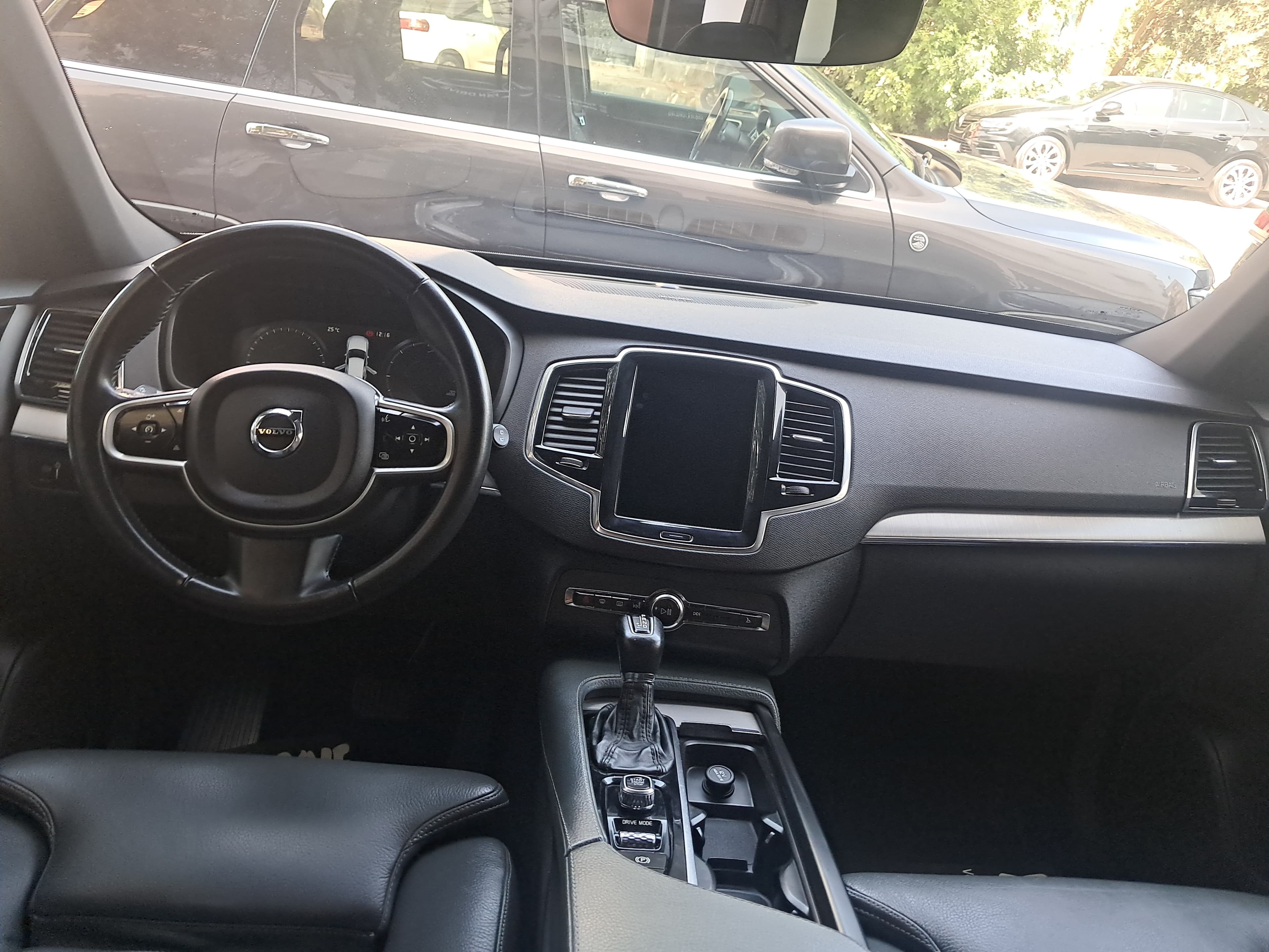 Volvo XC90 2.0 D5 235 AWD Momentum