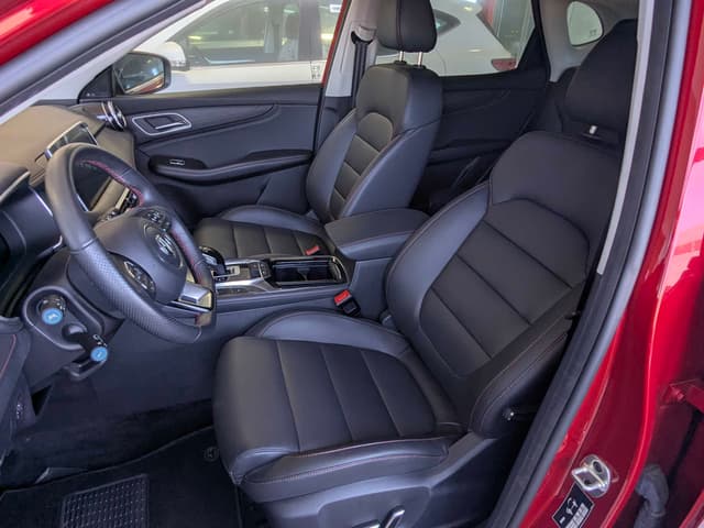 Mg HS PHEV FRONT_SEAT