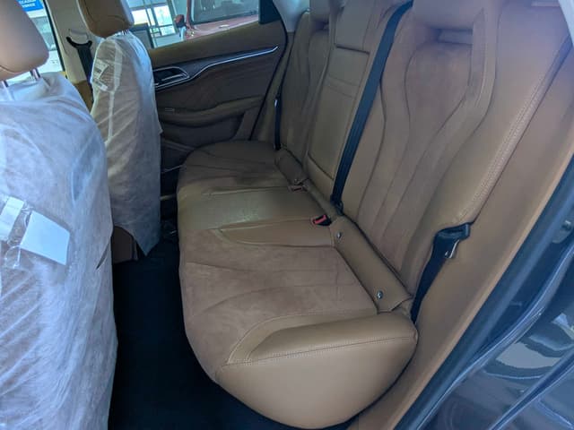 Mg Marvel R REAR_SEAT