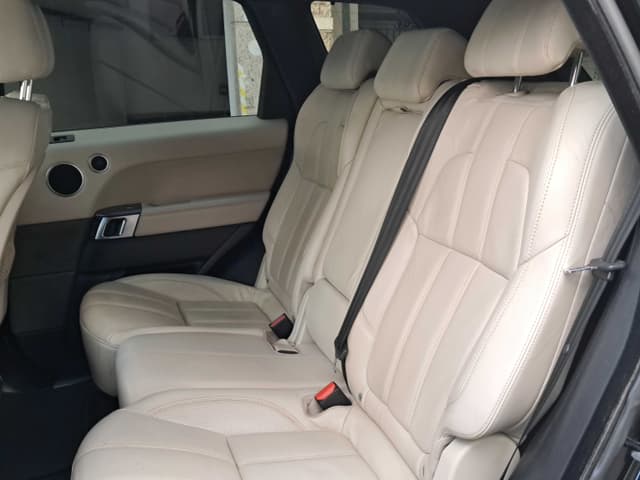Land rover Range Rover Sport REAR_SEAT
