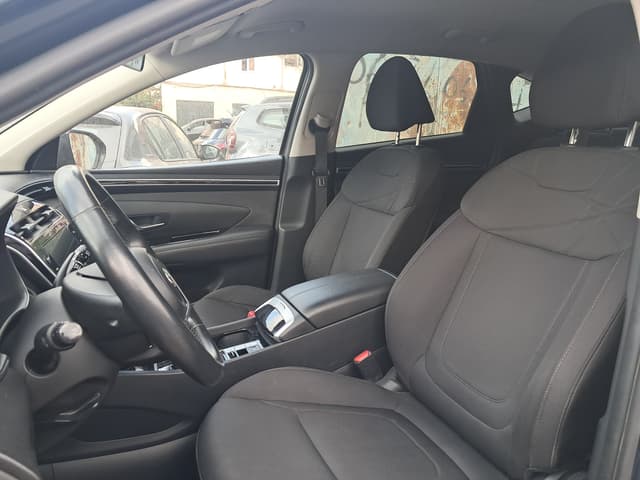 Hyundai Tucson FRONT_SEAT