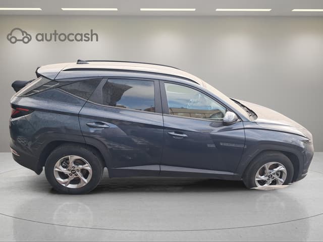 Hyundai Tucson RIGHT