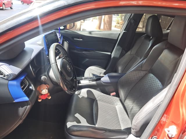 Toyota C HR FRONT_SEAT