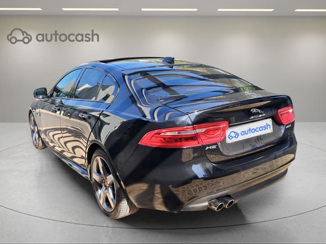 Jaguar XE LEFT