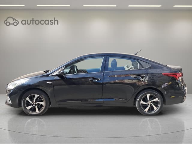 Hyundai Accent LEFT