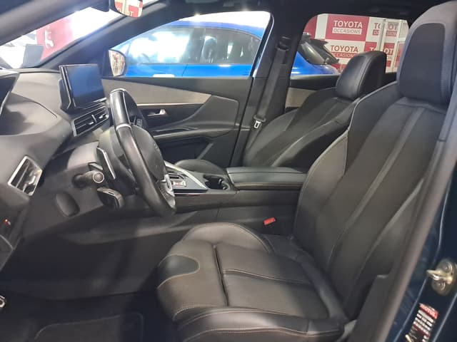 Peugeot 3008 FRONT_SEAT