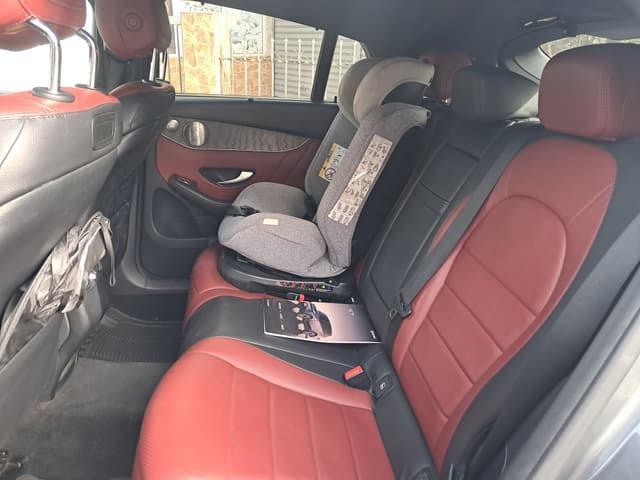 Mercedes GLC Coupé REAR_SEAT
