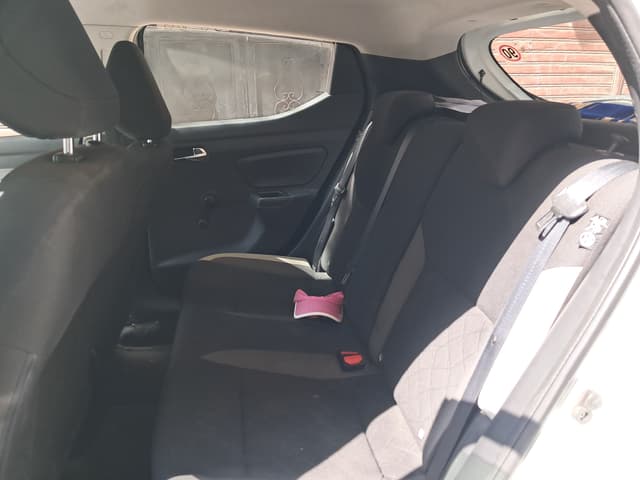 Nissan Micra REAR_SEAT