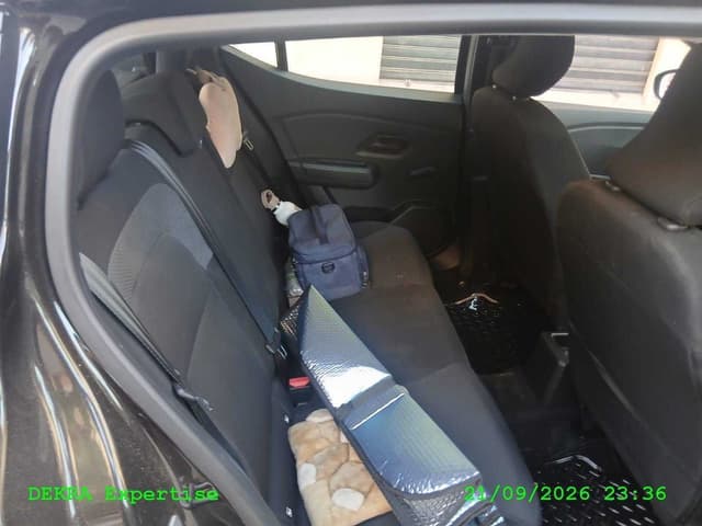 Dacia Sandero REAR_SEAT
