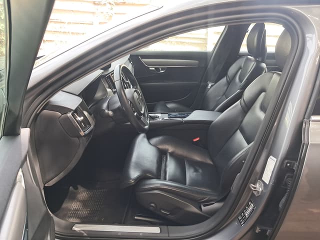 Volvo S90 FRONT_SEAT