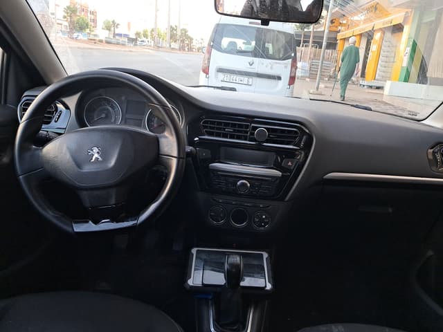 Peugeot 301