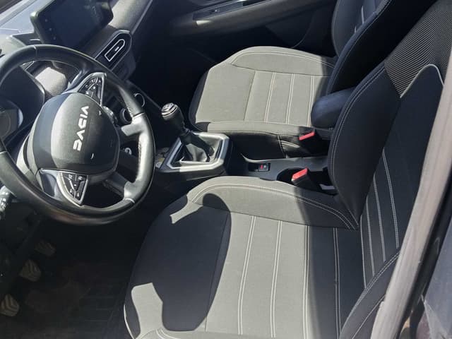 Dacia Logan FRONT_SEAT