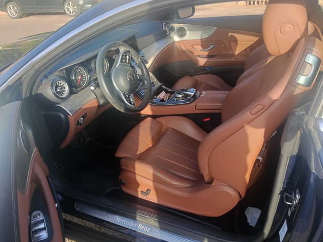Mercedes Classe E Coupé FRONT_SEAT
