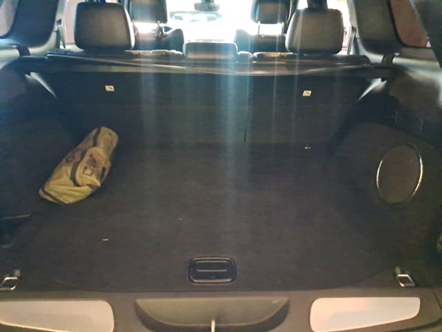 Jeep Grand Cherokee TRUNK