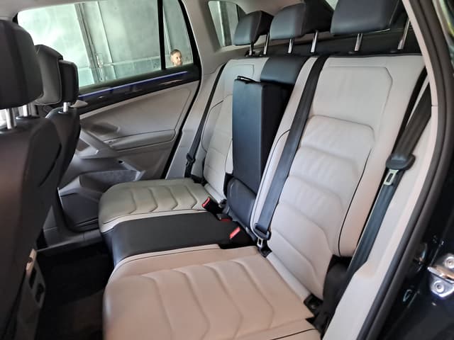 Volkswagen Tiguan REAR_SEAT