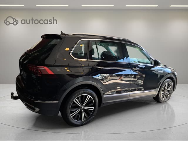 Volkswagen Tiguan RIGHT