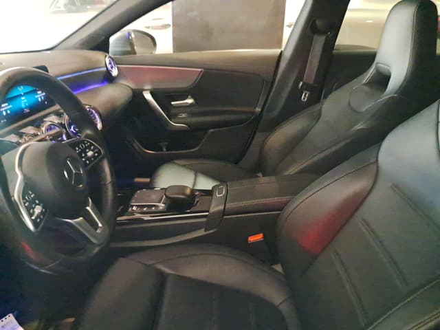 Mercedes CLA Coupé FRONT_SEAT