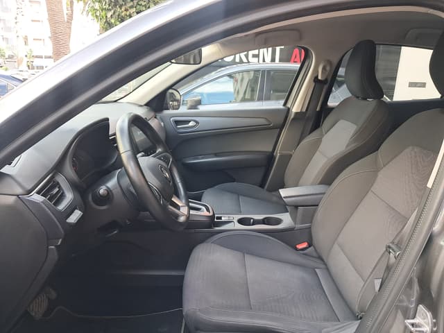 Renault Arkana FRONT_SEAT