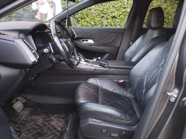 Ds DS7 Crossback FRONT_SEAT