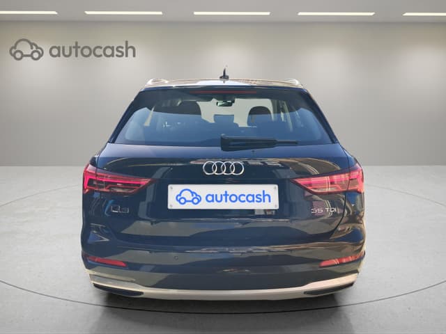Audi Q3 REAR