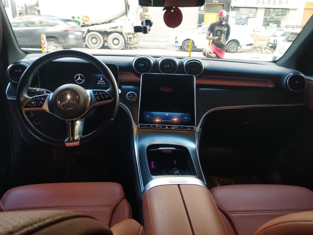Mercedes GLC
