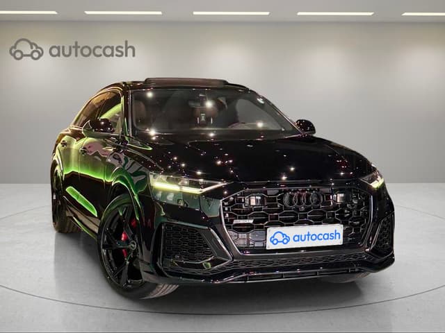 Audi Q8 RIGHT
