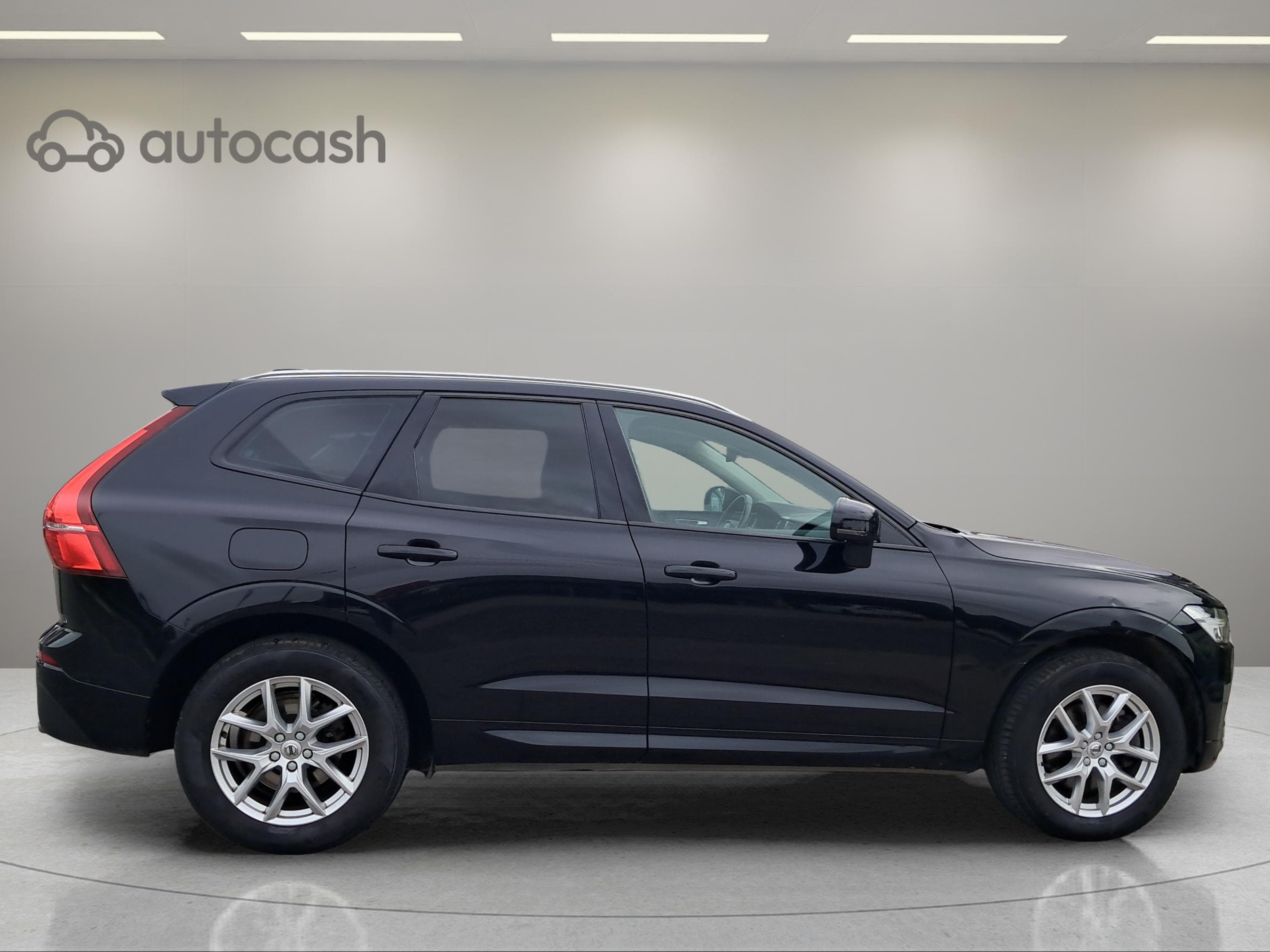 Volvo XC60 2.0 D5 235 AWD Momentum
