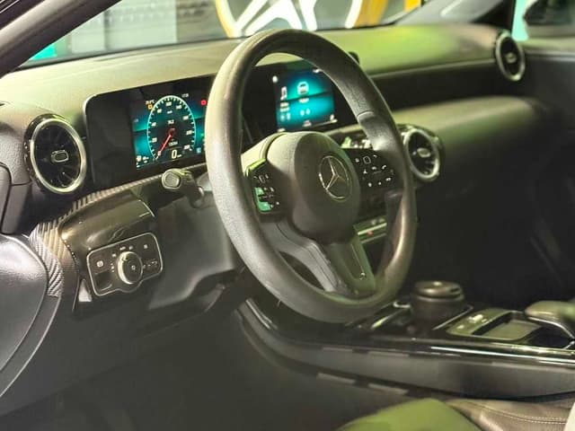 Mercedes Classe A FRONT_SEAT