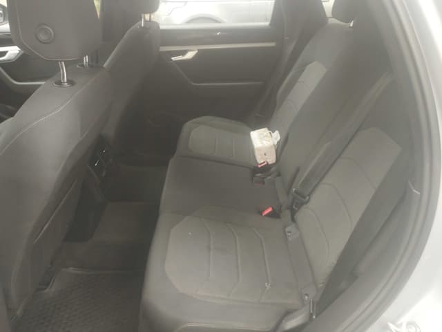 Volkswagen Touareg REAR_SEAT