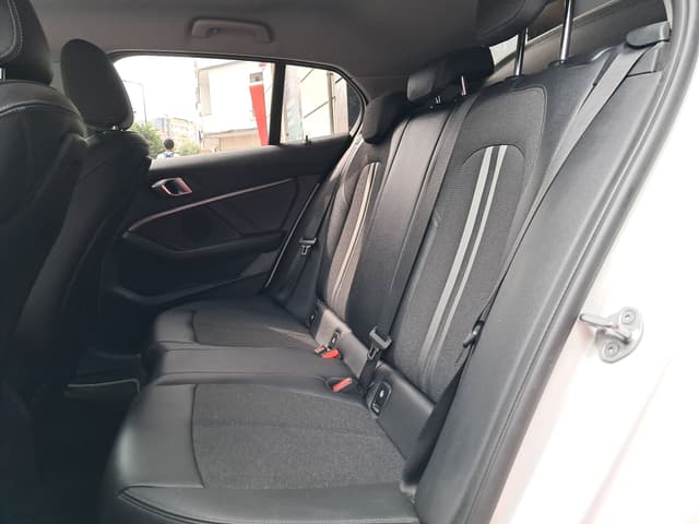 Bmw Série 1 REAR_SEAT