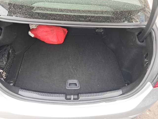 Mercedes Classe C TRUNK