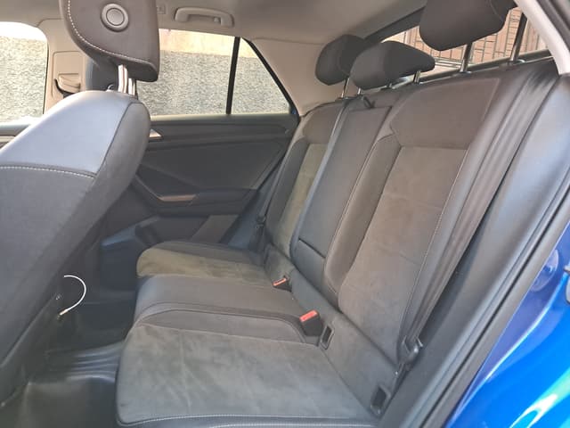 Volkswagen T Roc REAR_SEAT