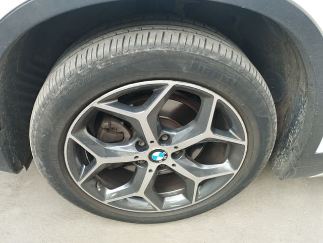 Bmw X1 WHEEL_AVG