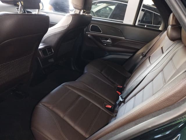Mercedes GLE PHEV REAR_SEAT