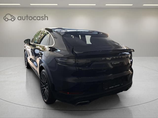 Porsche Cayenne Coupé LEFT