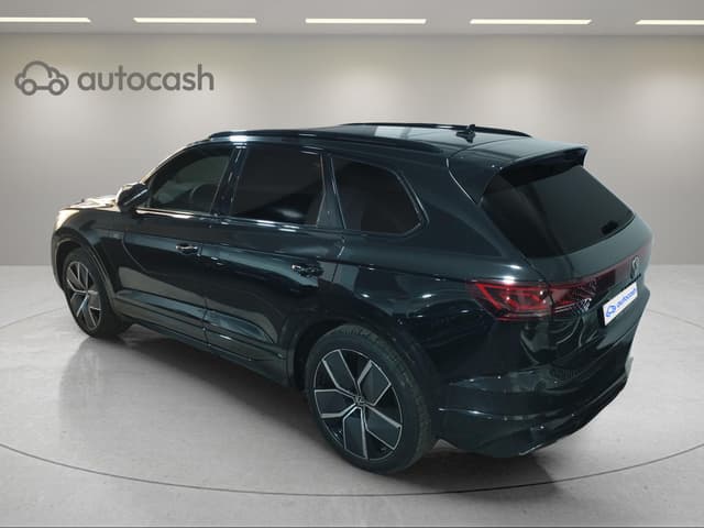 Volkswagen Touareg REAR