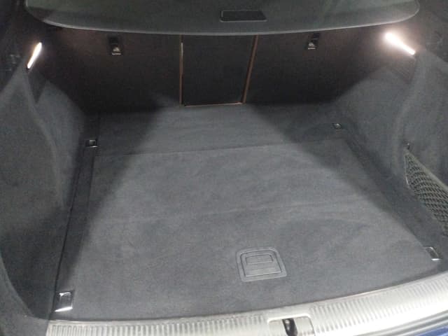Audi Q5 TRUNK