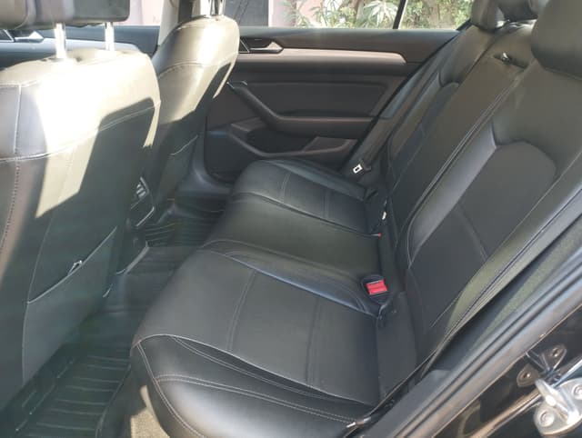 Volkswagen Passat REAR_SEAT
