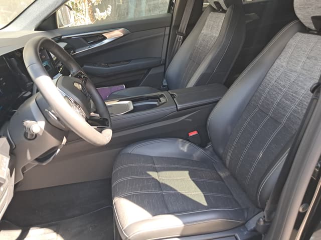 Renault Austral FRONT_SEAT